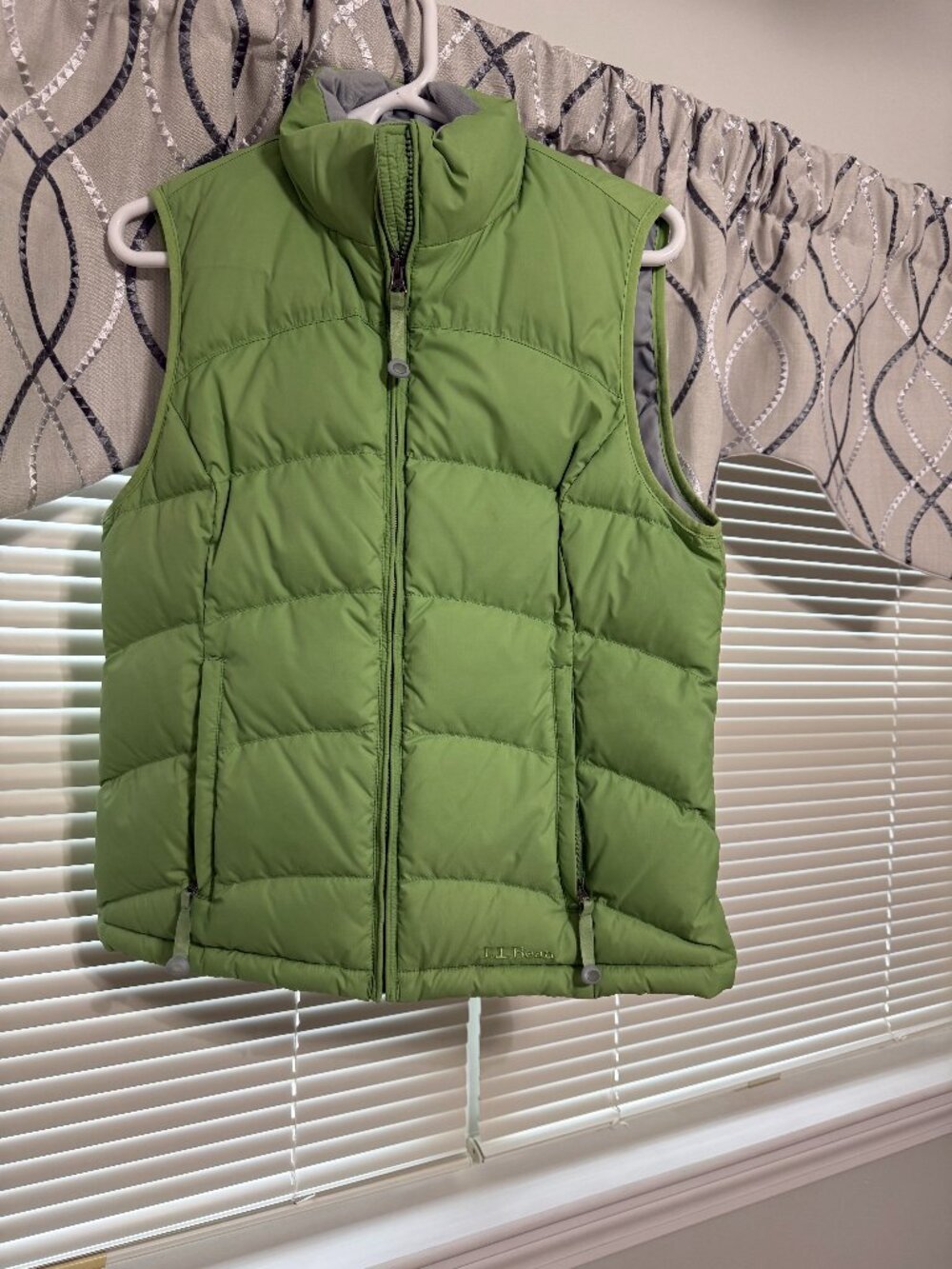 LL Bean Green Puffy Vest